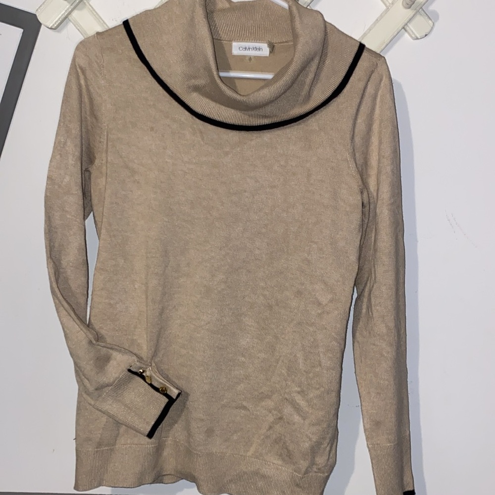 Calvin Klein Sweater